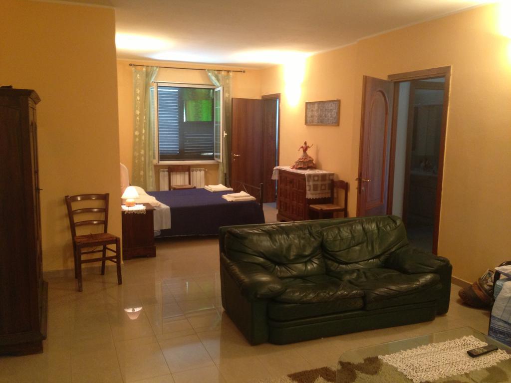 Villa Naclerio Sarzana Habitación foto